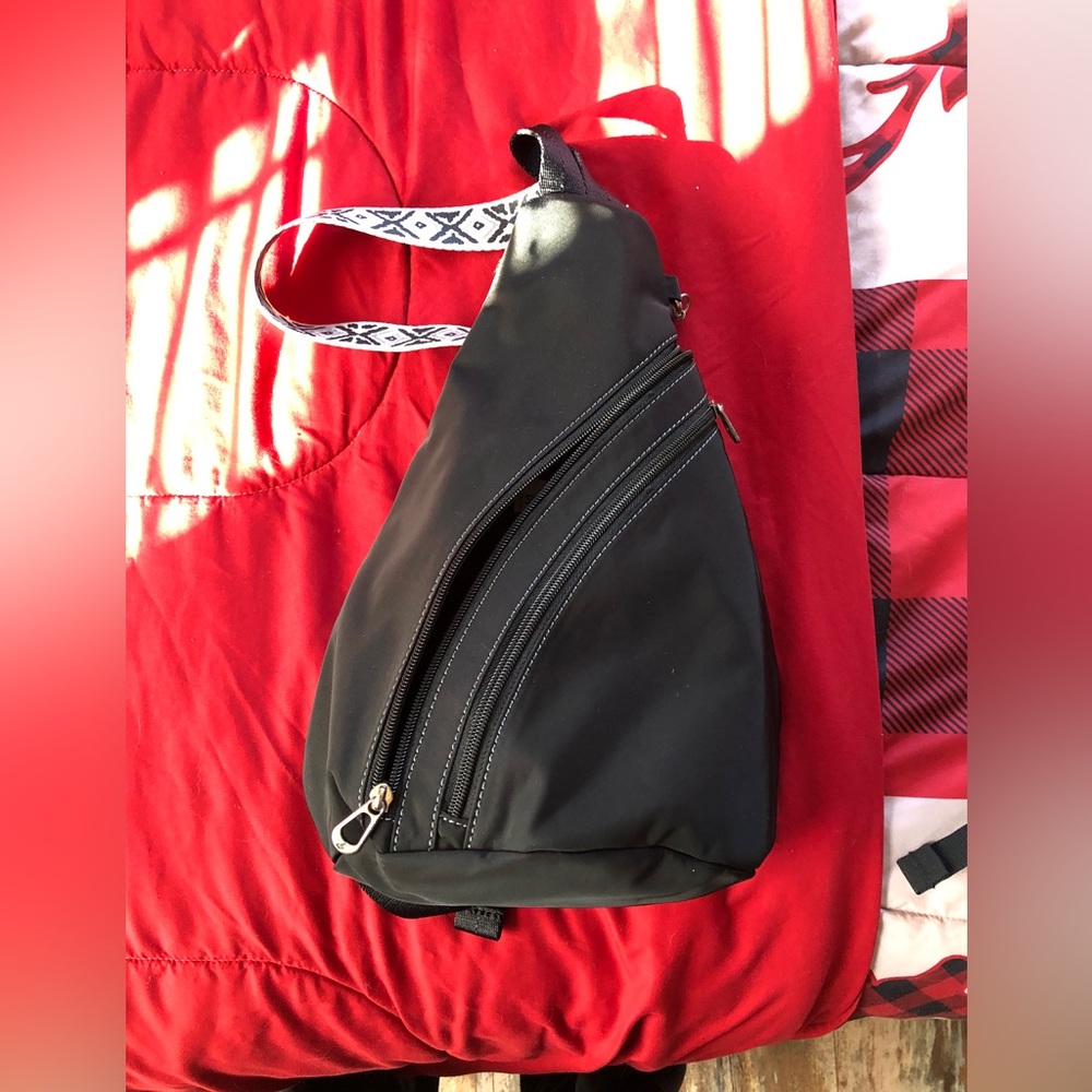 Sakroots black sling bag